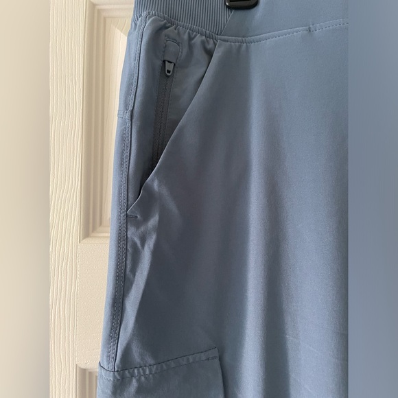 🔥3/$15 deal🔥 All In Motion pants - Picture 6 of 8